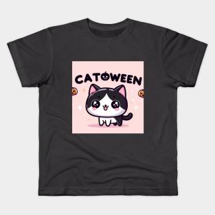 Cute typography pun catoween design - cat kitty kitten kawaii smiling halloween Kids T-Shirt